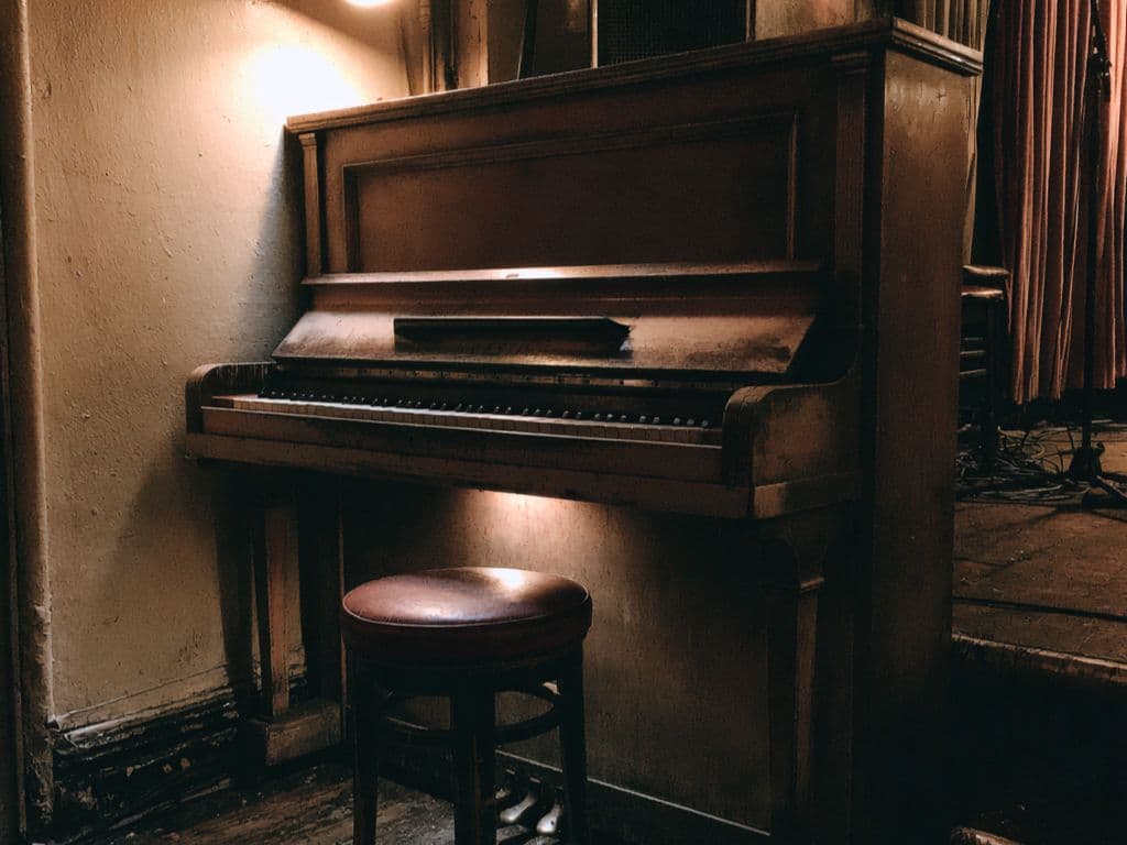 Music through Loss. Writing Through Failure